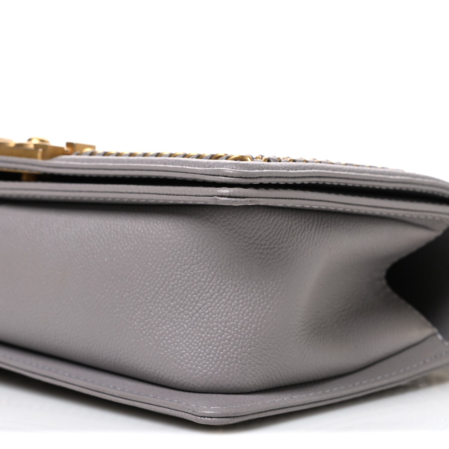 Caviar Quilted Chain Around Medium Boy Flap Grey