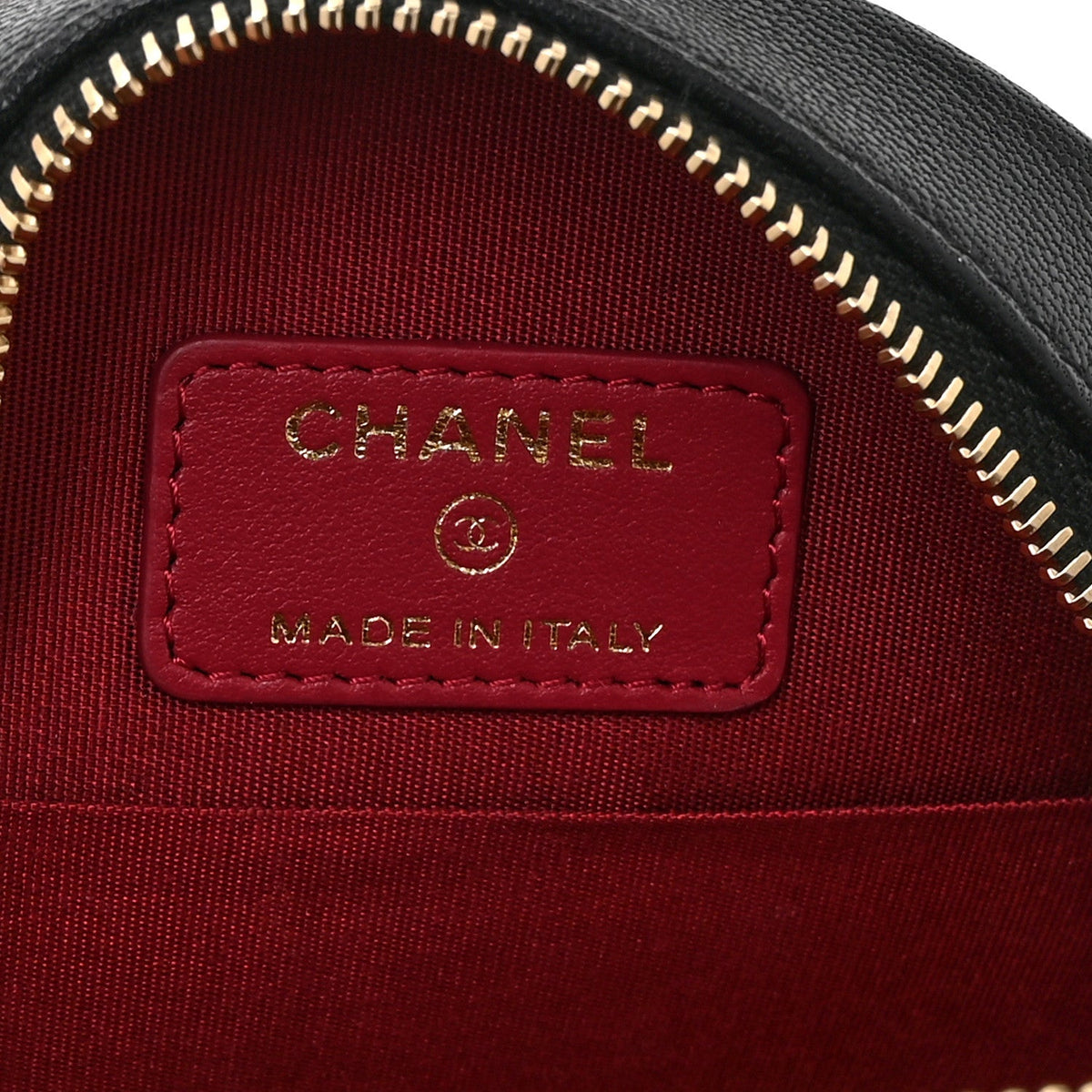 Shiny Goatskin Quilted Chanel 19 Round Clutch With Chain Black