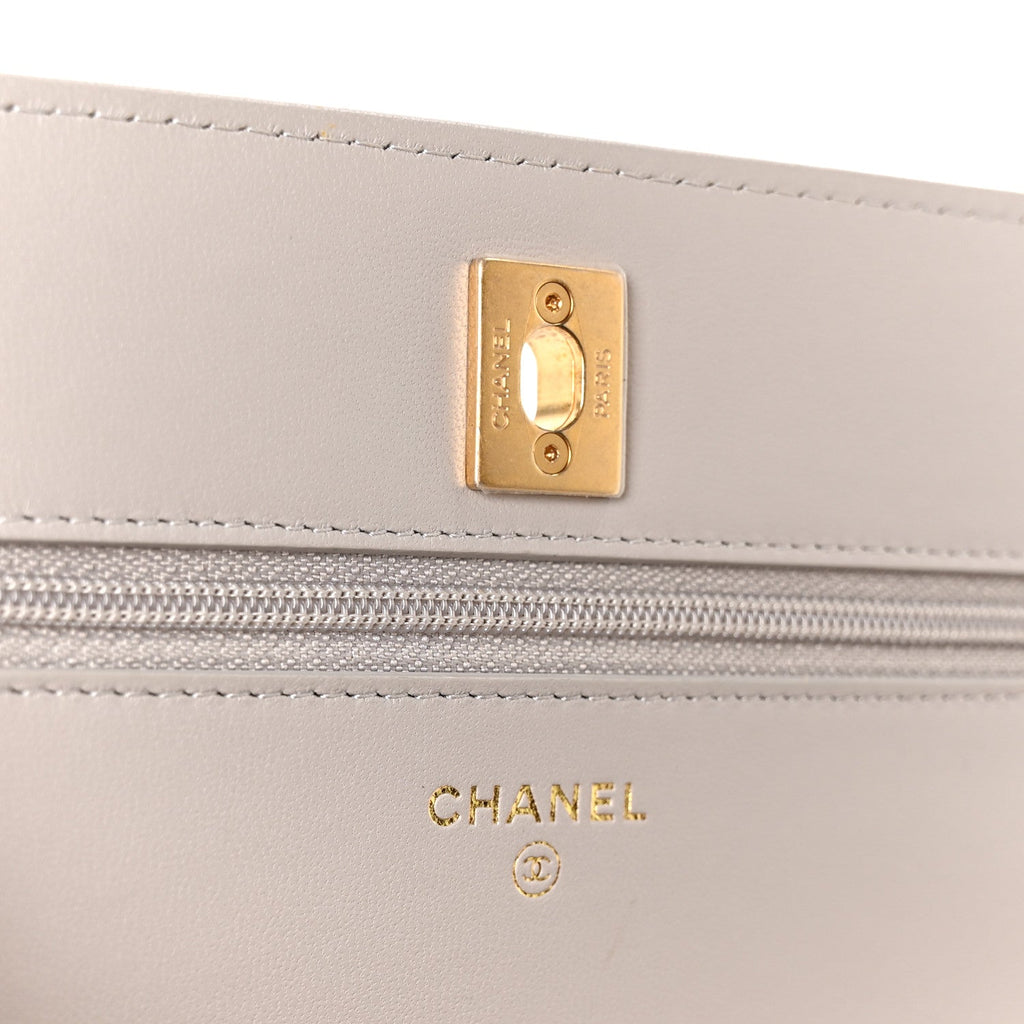 Lambskin Quilted CC Pearl Crush Wallet on Chain WOC Grey