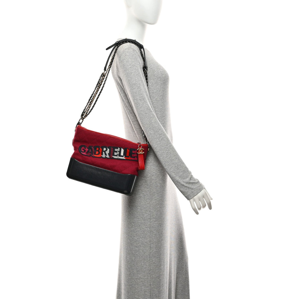 Wool Calfskin Quilted Medium Gabrielle Hobo Red