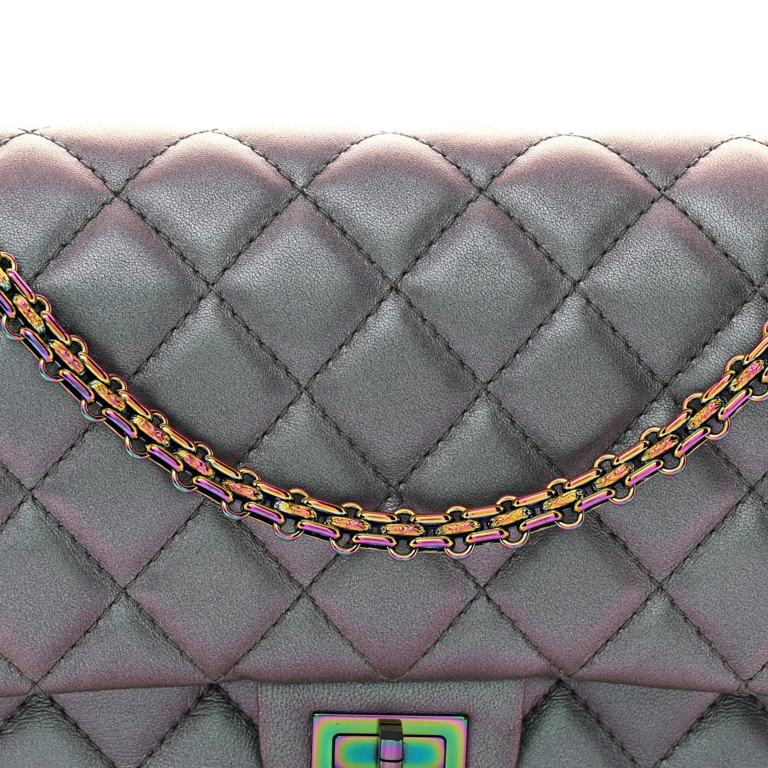 Iridescent Lambskin Quilted 2.55 Reissue 226 Flap Light Purple