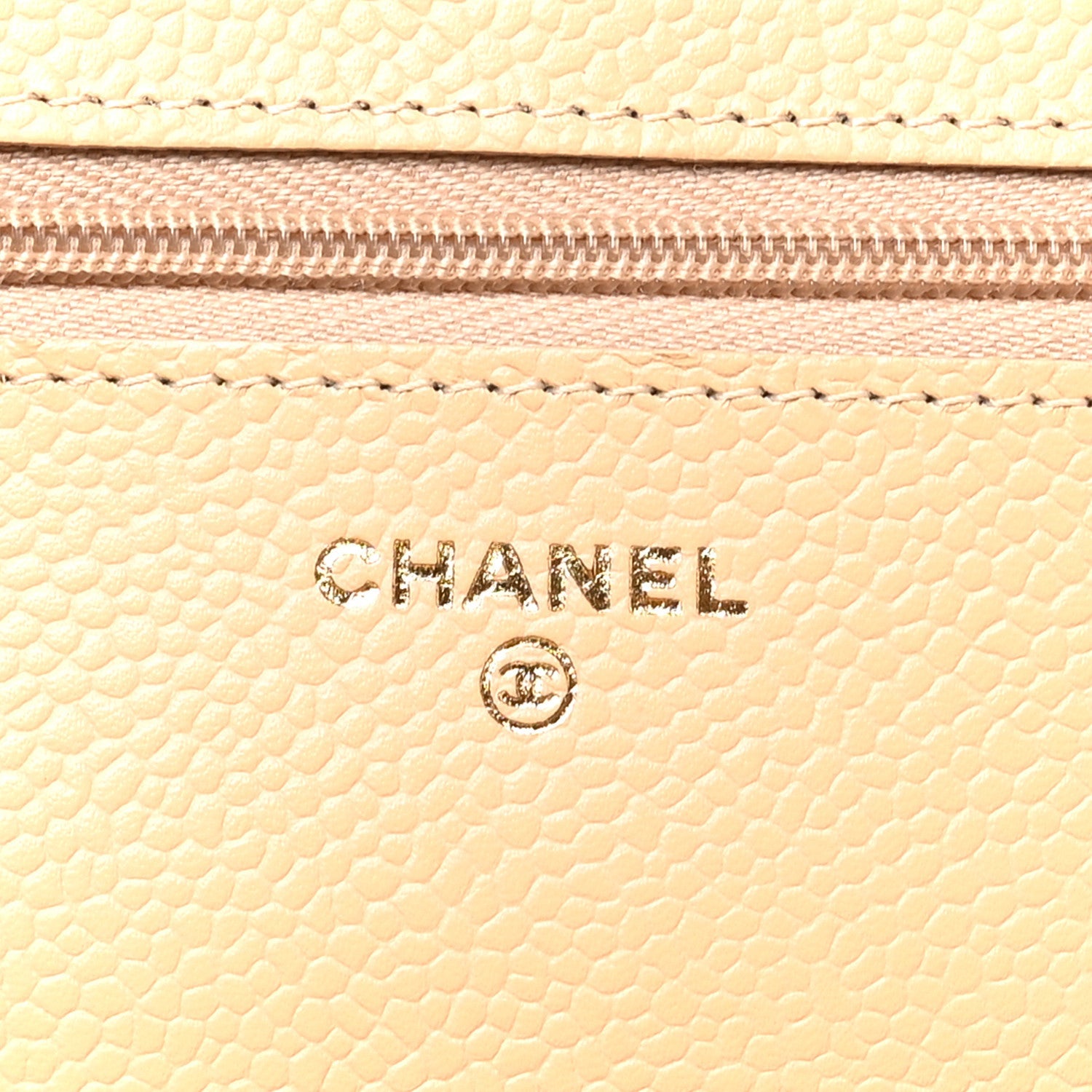 Caviar Quilted Wallet on Chain WOC Beige