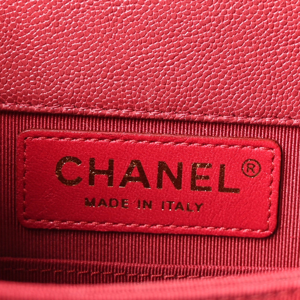 Caviar Quilted North South Boy Flap Red