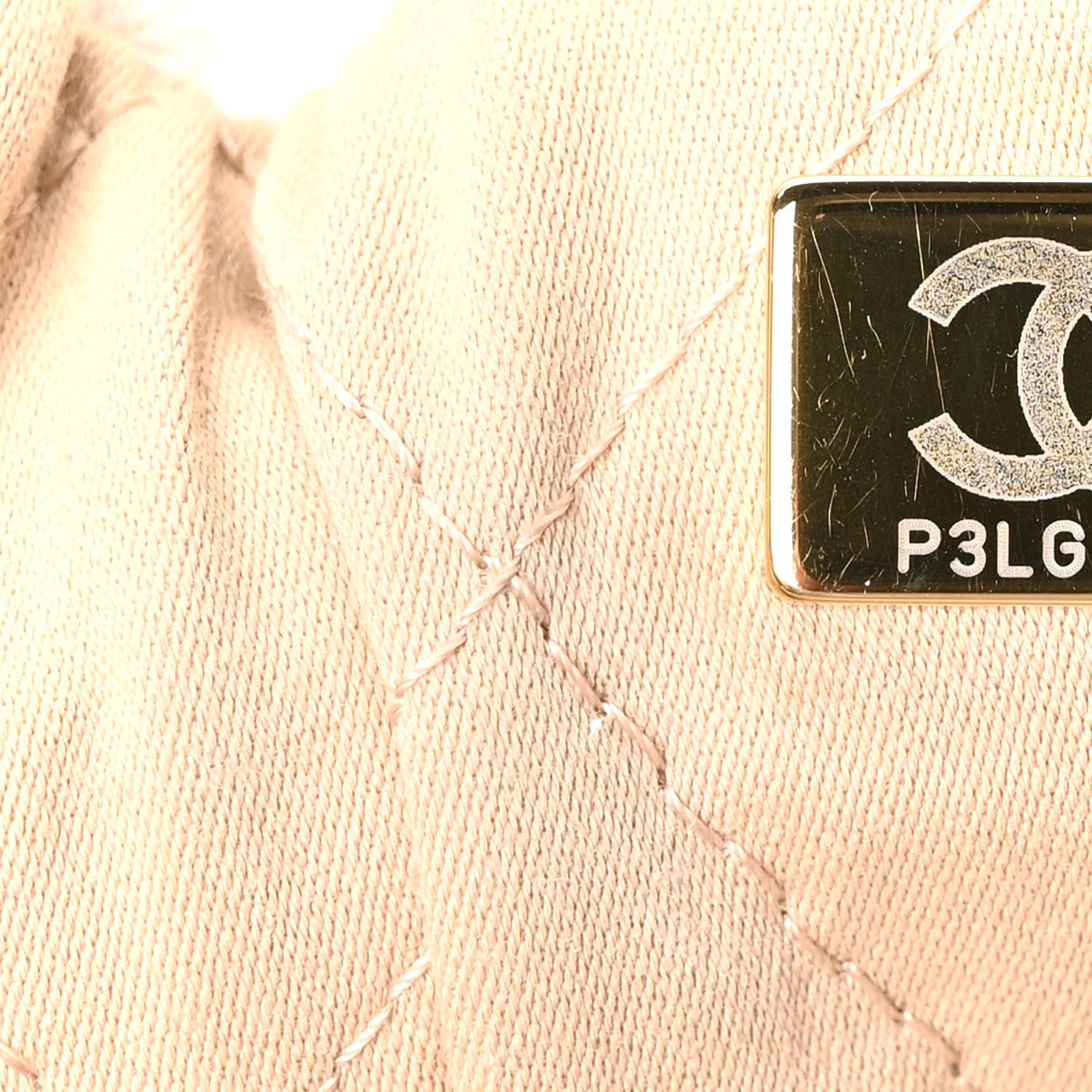 Shiny Calfskin Quilted Chanel 22 White