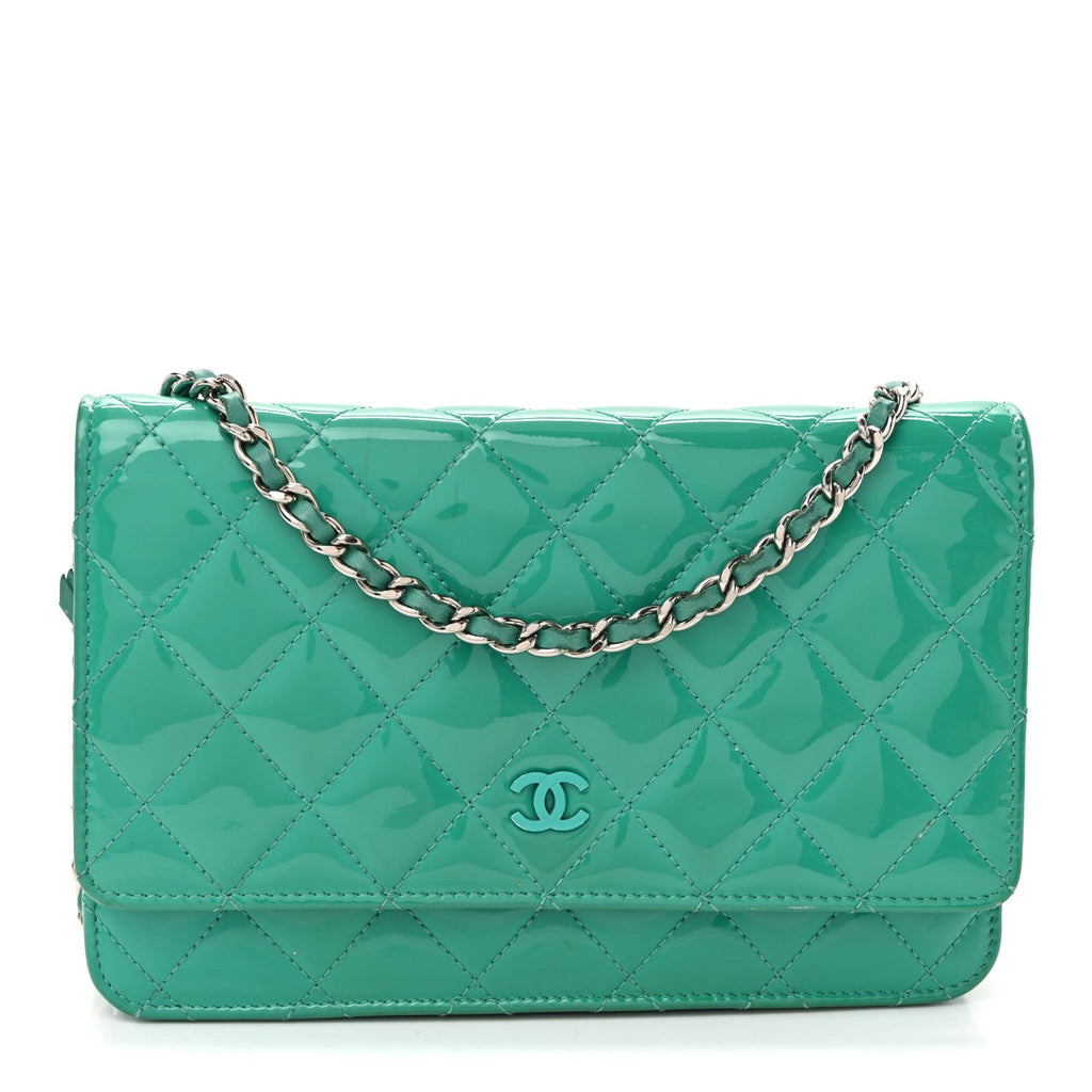 Patent Quilted Wallet On Chain WOC Green
