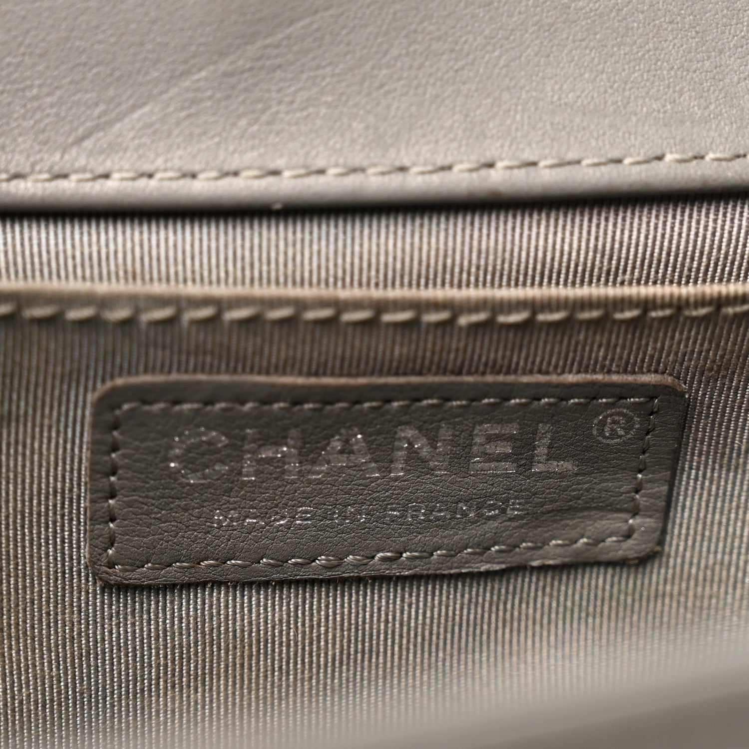 Lambskin Chevron Quilted Medium Boy Flap Grey