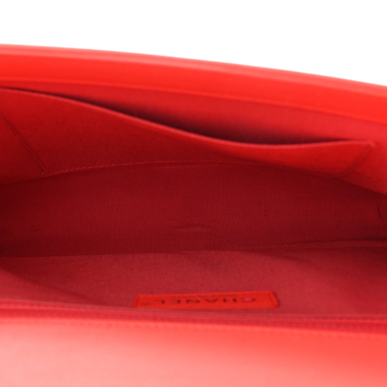 Lambskin Chevron Quilted New Medium Boy Flap Coral