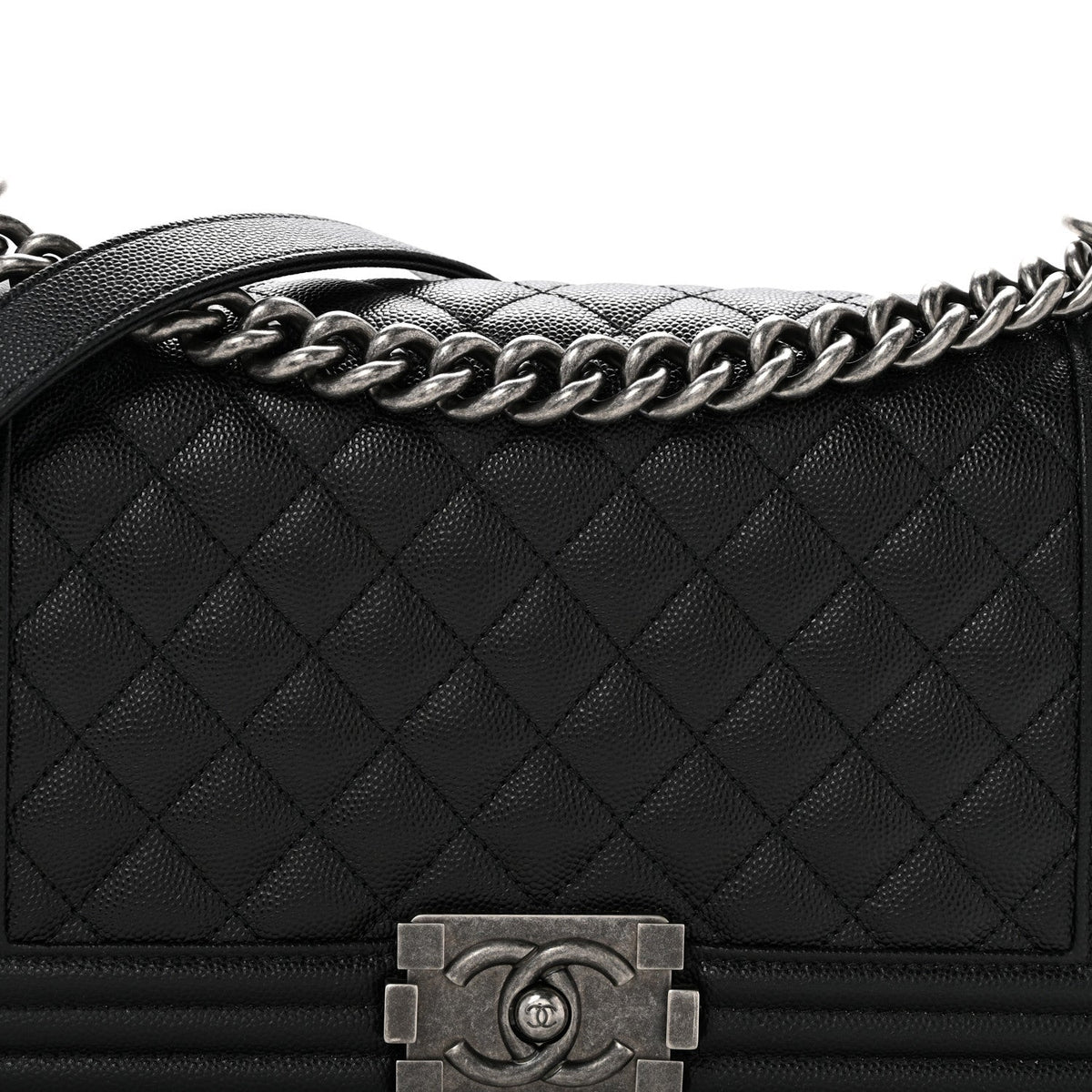 Caviar Quilted Medium Boy Flap Black