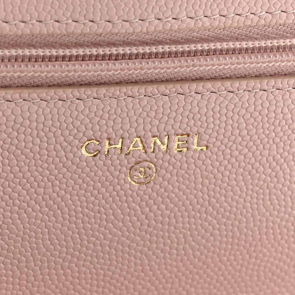 Caviar Quilted Crystal Enamel CC Wallet On Chain WOC Light Pink