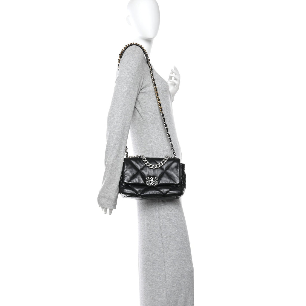 Lambskin Quilted Medium Chanel 19 Flap Black