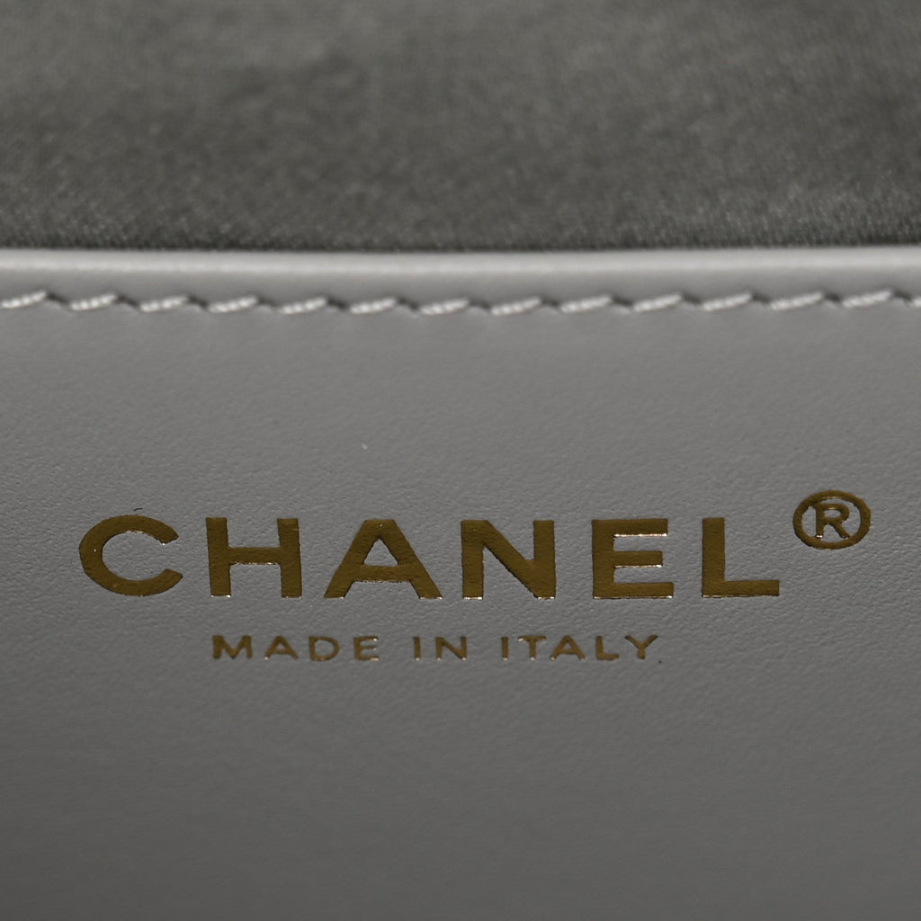 Metallic Aged Calfskin Quilted Mini Chanel 25 Handbag Silver