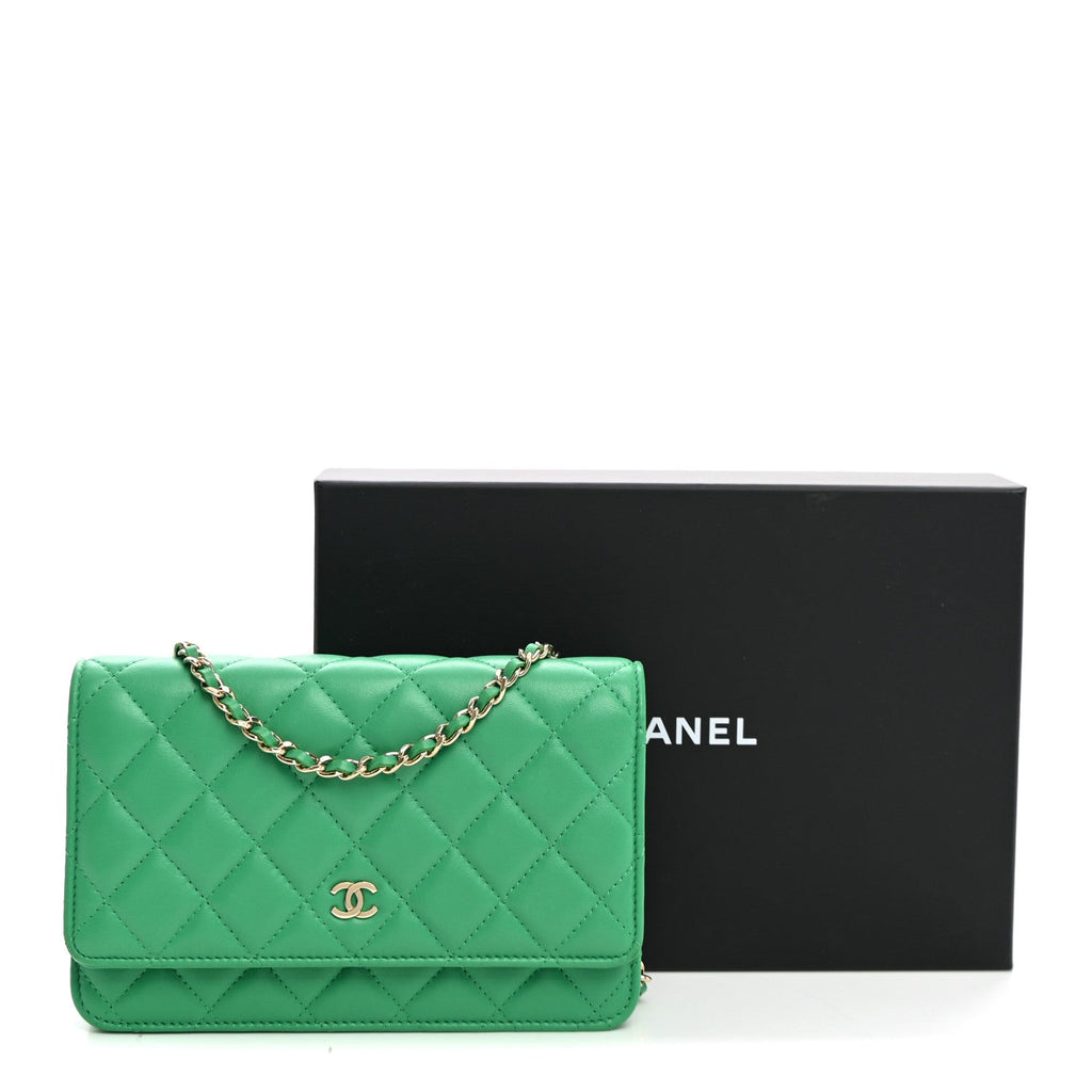 Lambskin Quilted Wallet On Chain WOC Green