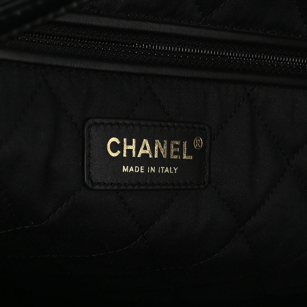 Shiny Calfskin Quilted Small Chanel 22 Black