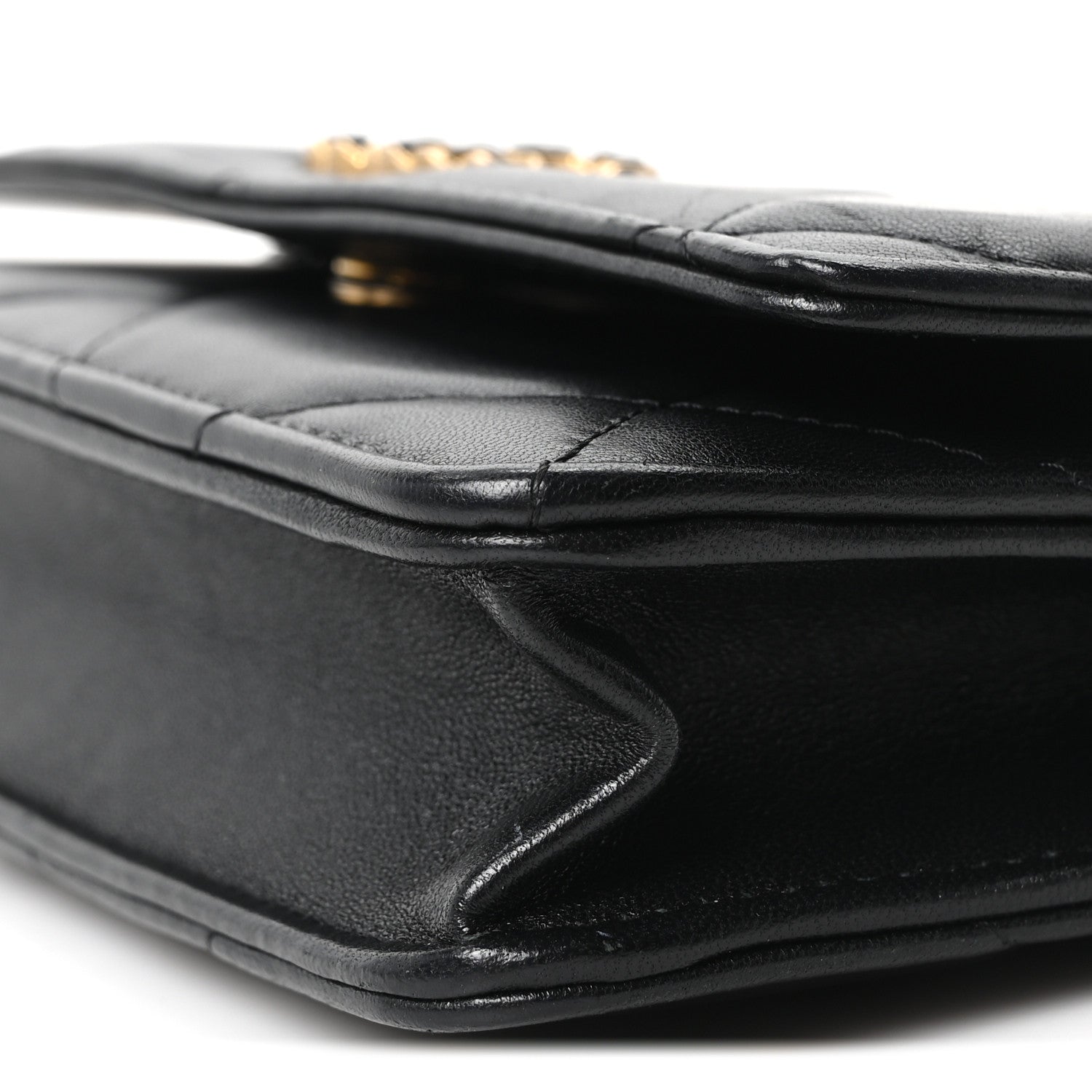 Lambskin Quilted Chanel 19 Wallet On Chain WOC Black