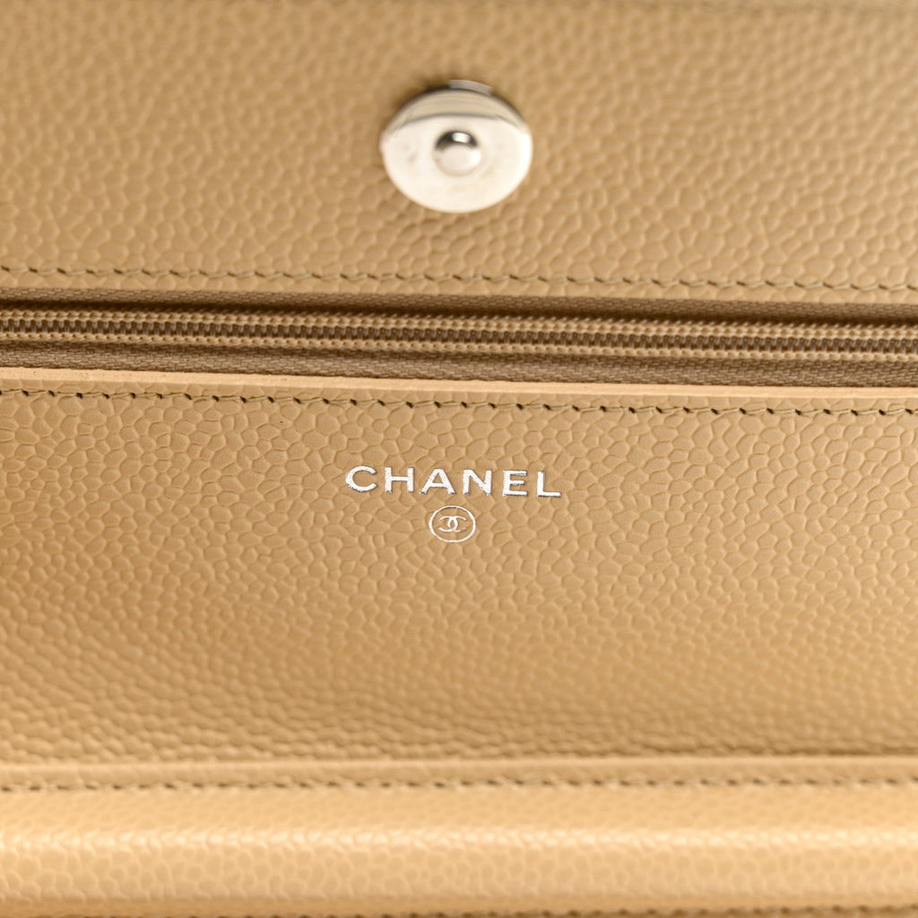 Caviar Quilted Wallet on Chain WOC Beige