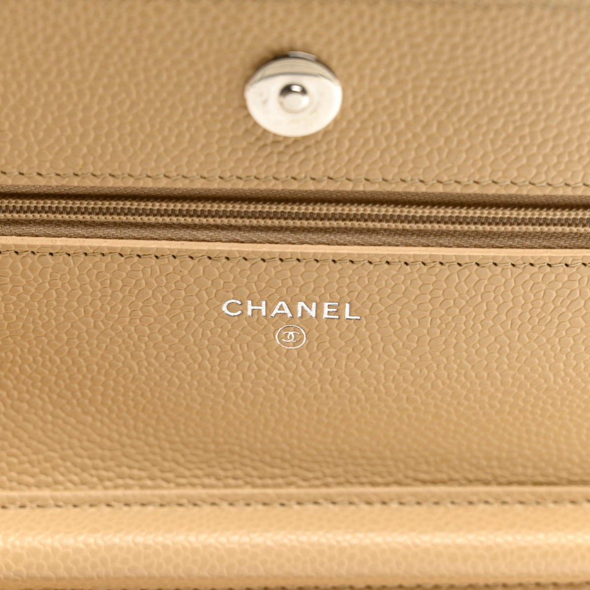 Caviar Quilted Wallet on Chain WOC Beige