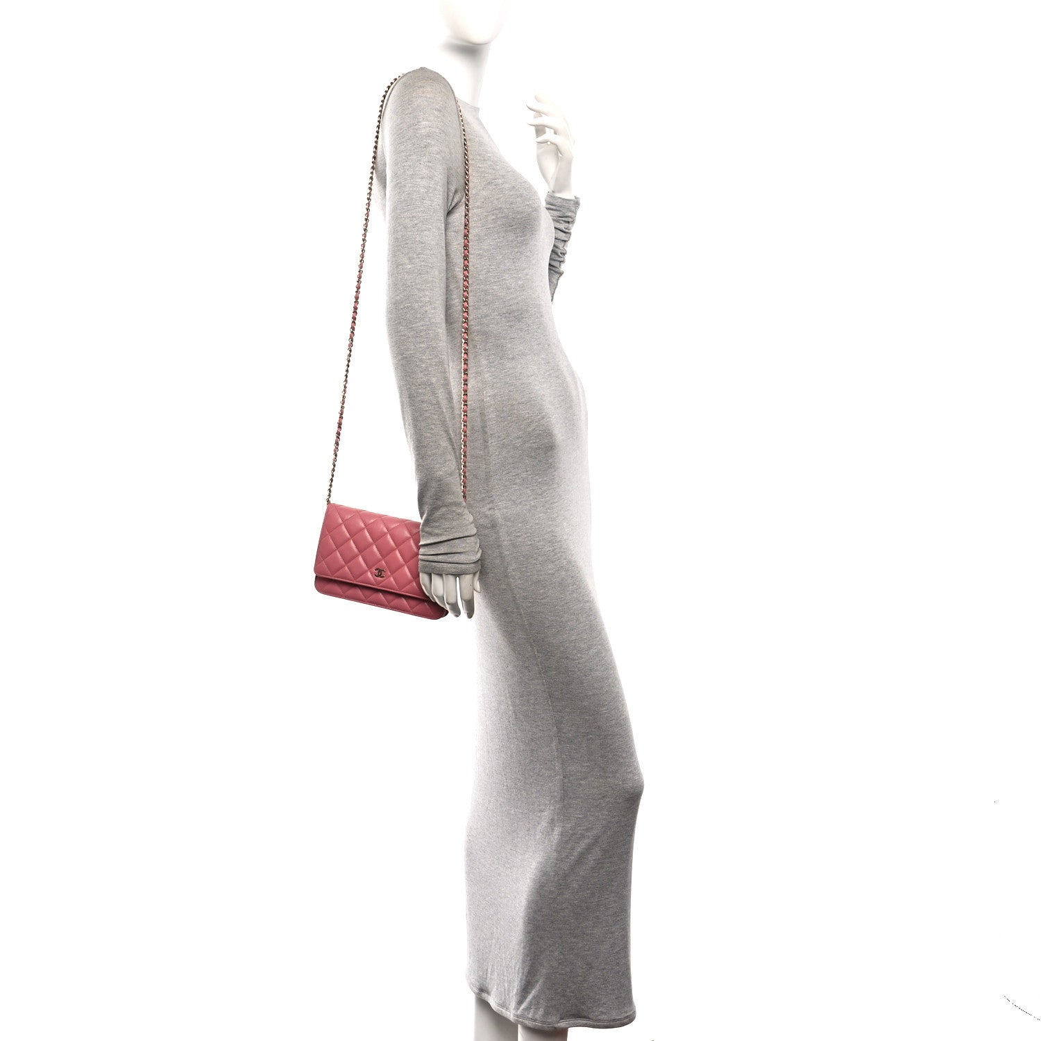 Caviar Quilted Wallet on Chain WOC Light Pink