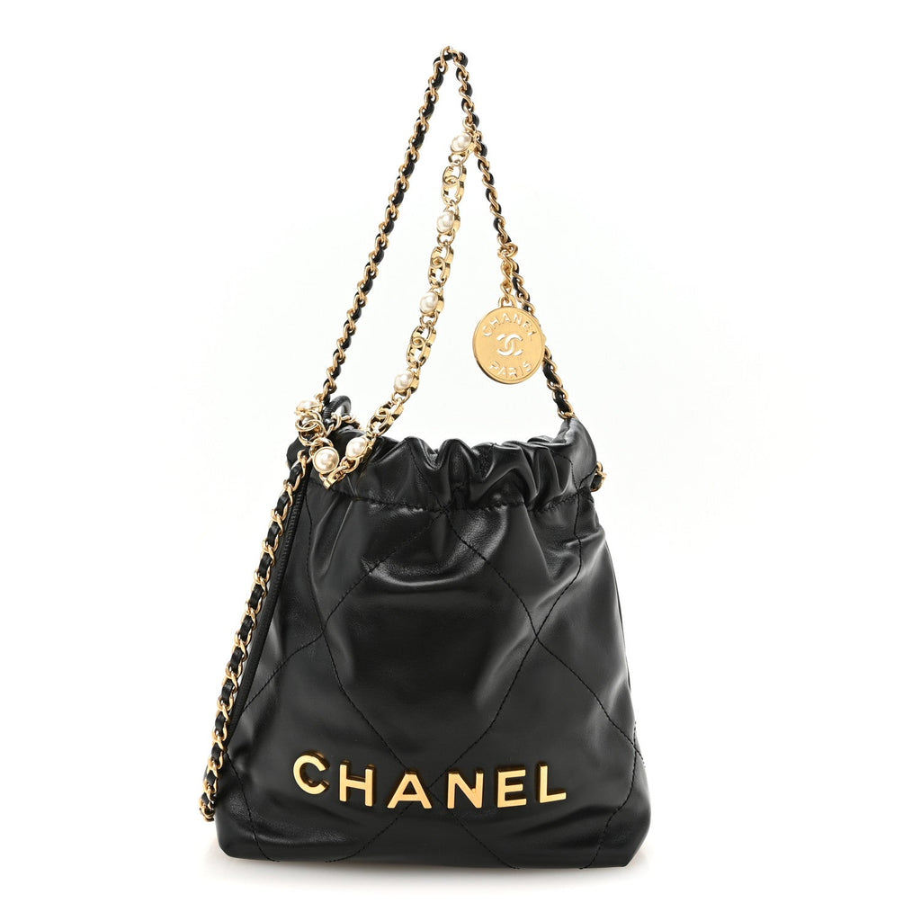 Shiny Calfskin Quilted Pearl CC Chain Mini Chanel 22 Black