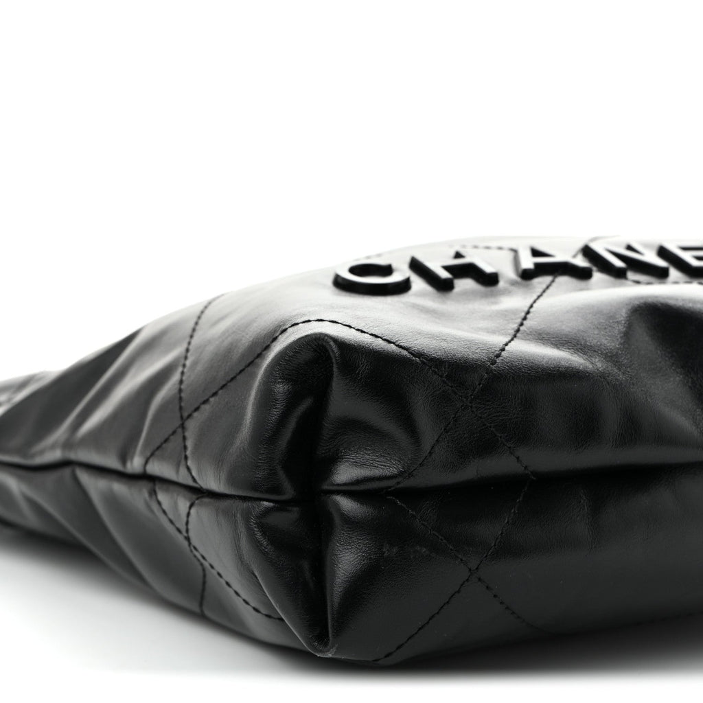 Shiny Calfskin Quilted Mini Chanel 22 So Black